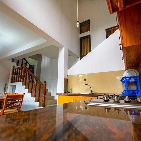 Aa Bungalow كاندي المظهر الخارجي الصورة