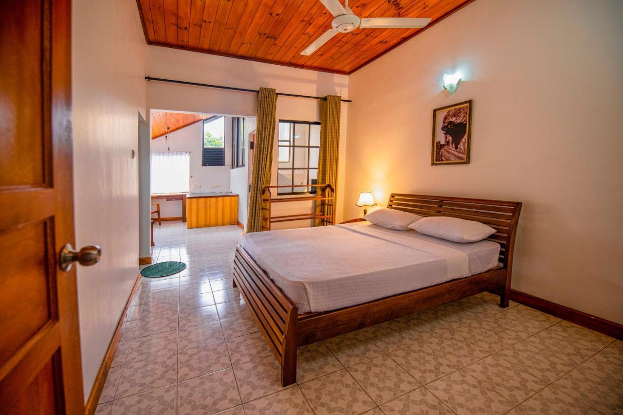 Aa Bungalow كاندي المظهر الخارجي الصورة